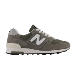New Balance: Серые кроссовки 