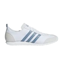 Adidas: Белые кроссовки 