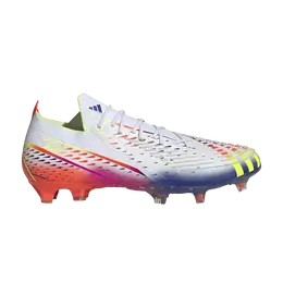 Adidas: Белые кроссовки  Predator