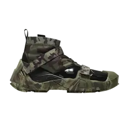 Nike: Зелёные кроссовки 