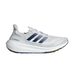 Adidas: Светлые кроссовки  UltraBoost