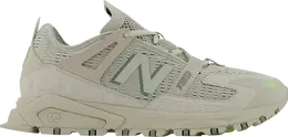 New Balance: Зелёные кроссовки 