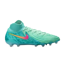 Nike: Зелёные кроссовки 