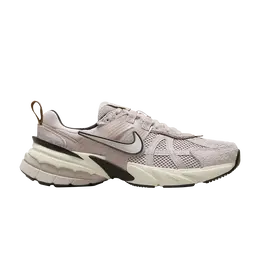 Nike: Фиолетовые кроссовки 