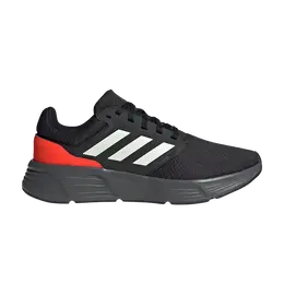 Adidas: Чёрные кроссовки 