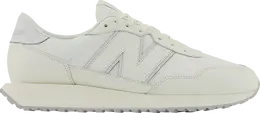 New Balance: Белые кроссовки 