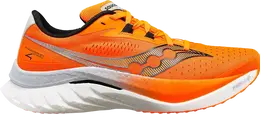 Saucony: Оранжевые кроссовки  Endorphin Speed