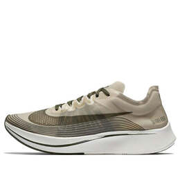 Nike: Многоцветные кроссовки  Zoom Fly SP