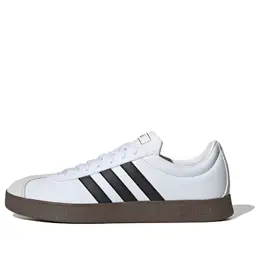 Adidas: Белые кроссовки 