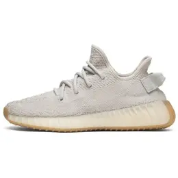 Adidas: Бежевые кроссовки  Yeezy Boost 350 v2