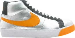 Nike: Серые кроссовки  Blazer