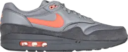Nike: Оранжевые кроссовки  Air Max 1