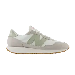 New Balance: Белые кроссовки  237