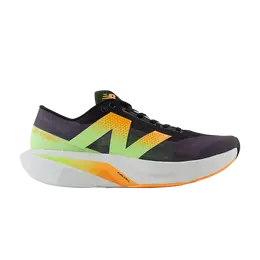 New Balance: Чёрные кроссовки  FuelCell