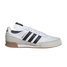 Adidas: Белые кроссовки 