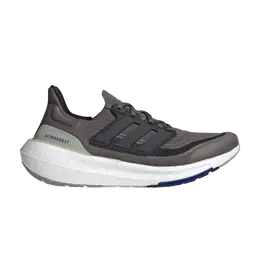 Adidas: Светлые кроссовки  UltraBoost