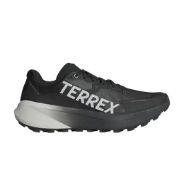 Adidas: Чёрные кроссовки  Terrex