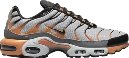 Nike: Серые кроссовки  Air Max Plus