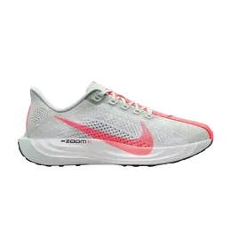 Nike: Серые кроссовки  Plus