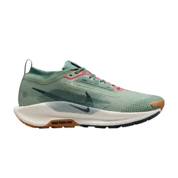 Nike: Зелёные кроссовки  Trail