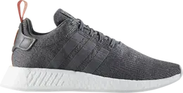 Adidas: Серые кроссовки  NMD_R2