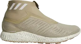 Adidas: Светлые кроссовки 