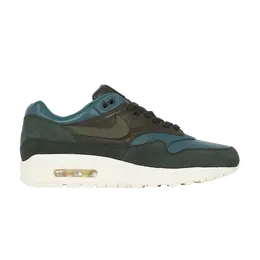 Nike: Зелёные кроссовки  Air Max 1