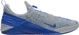 Nike: Серые кроссовки 