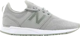 New Balance: Зелёные кроссовки 