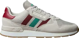 Adidas: Бордовые кроссовки 