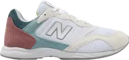 New Balance: Белые кроссовки 