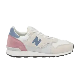 New Balance: Бежевые кроссовки 