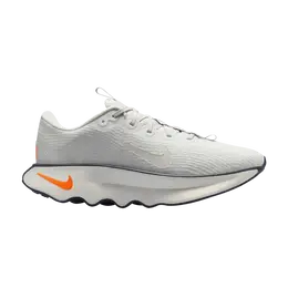 Nike: Оранжевые кроссовки 