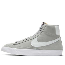 Nike: Светлые кроссовки  Blazer Mid 77