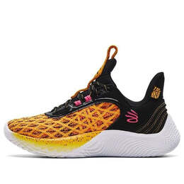 Under Armour: Чёрные кроссовки  Curry