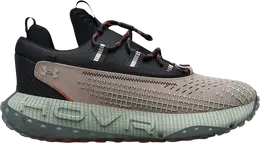 Under Armour: Чёрные кроссовки  HOVR