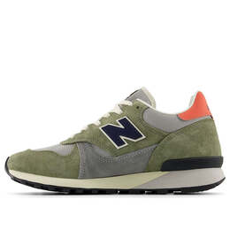 New Balance: Тёмные кроссовки 
