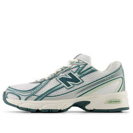 New Balance: Белые кроссовки 