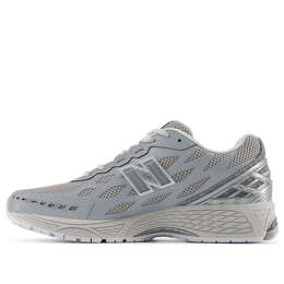 New Balance: Серебристые кроссовки 