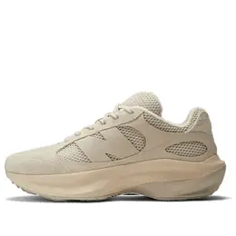 New Balance: Бежевые кроссовки 