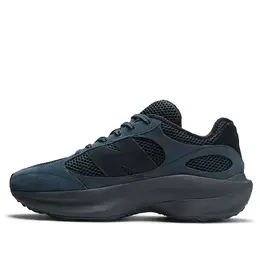New Balance: Тёмные кроссовки 