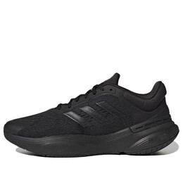 Adidas: Чёрные кроссовки  Response