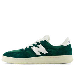 New Balance: Зелёные кроссовки 