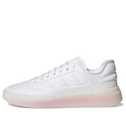 Adidas: Белые кроссовки 