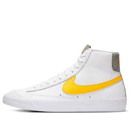 Nike: Белые кроссовки  Blazer Mid 77 Vintage