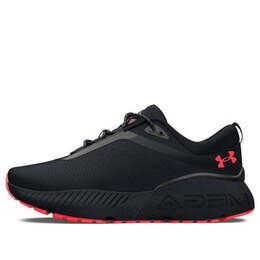 Under Armour: Чёрные кроссовки  HOVR