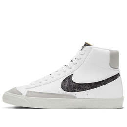 Nike: Белые кроссовки  Blazer Mid 77 Vintage