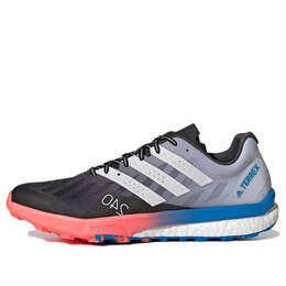 Adidas: Чёрные кроссовки  Terrex