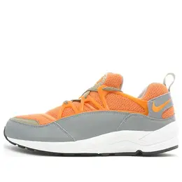 Nike: Светлые кроссовки  Air Huarache Light