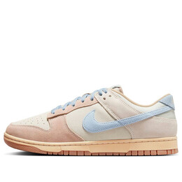 Nike: Светлые кроссовки  Dunk Low